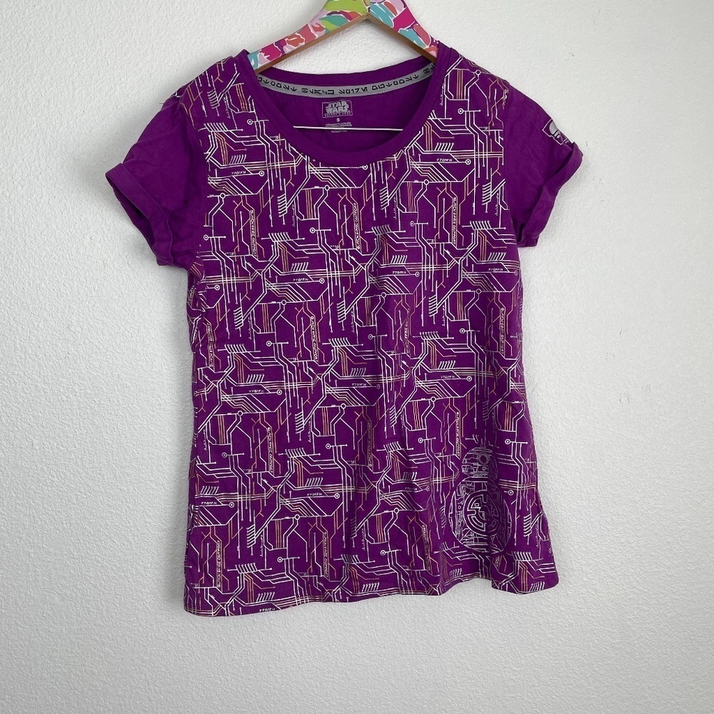 Disney Parks Galaxy's Edge tee size S // 2076